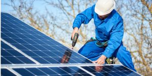 Installation Maintenance Panneaux Solaires Photovoltaïques à Boudes